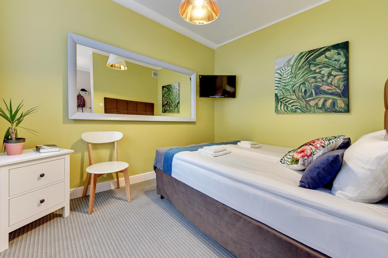 730 Art House Aparthotel โซพอต ภายนอก รูปภาพ