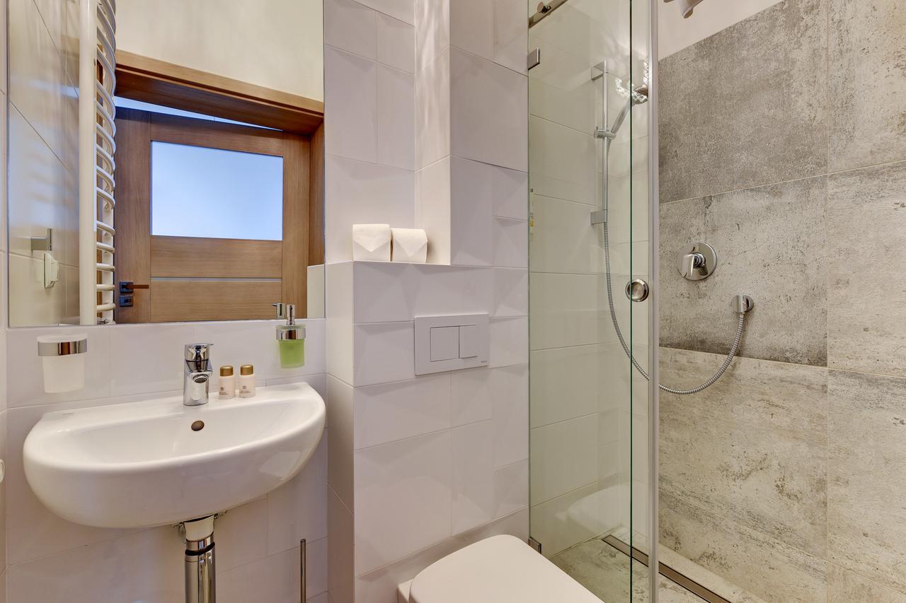 730 Art House Aparthotel โซพอต ภายนอก รูปภาพ
